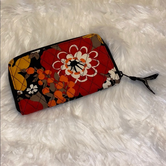 Vera Bradley Wallet - Picture 1 of 4